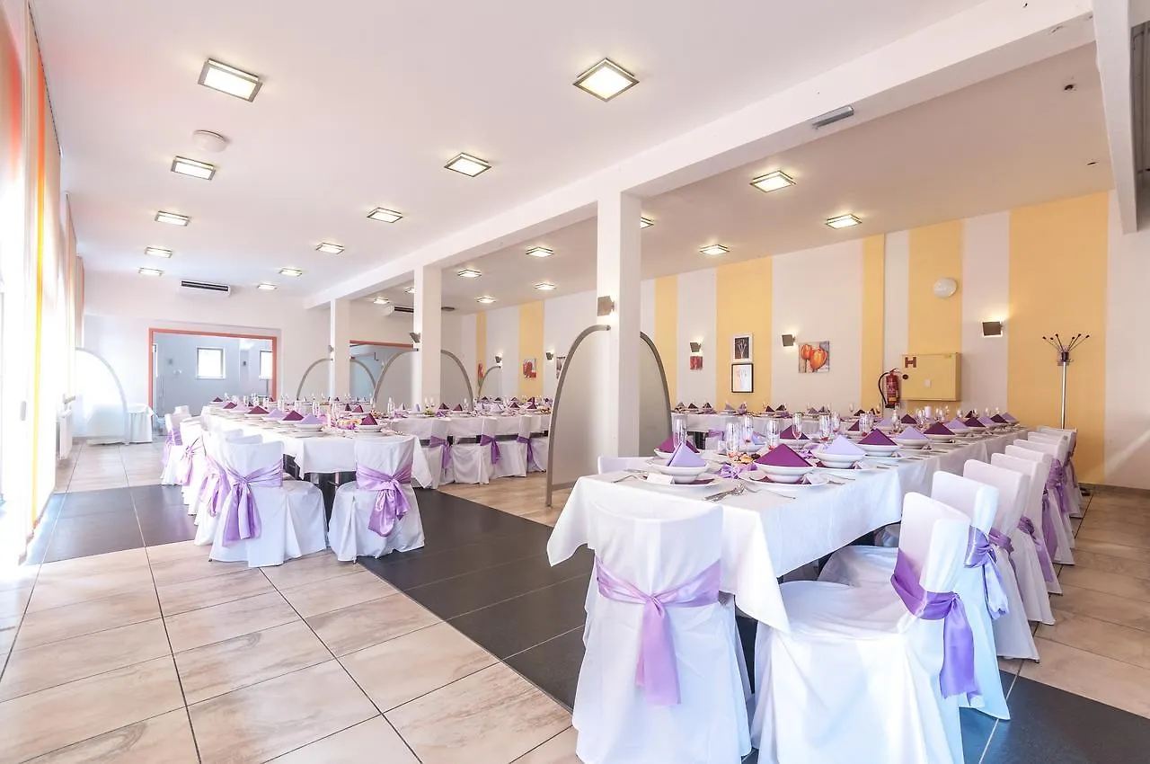 Hotel Slunecni Dvur Брно